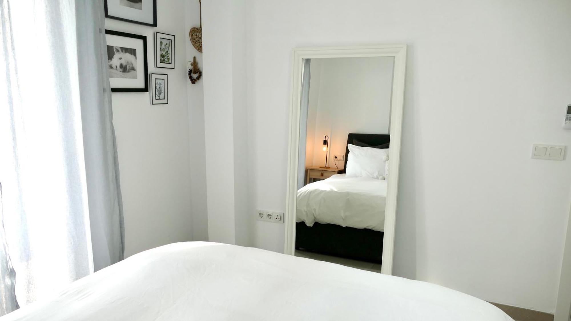 Casita - Stunning New With Views With Private Parking Space Apartment Frigiliana