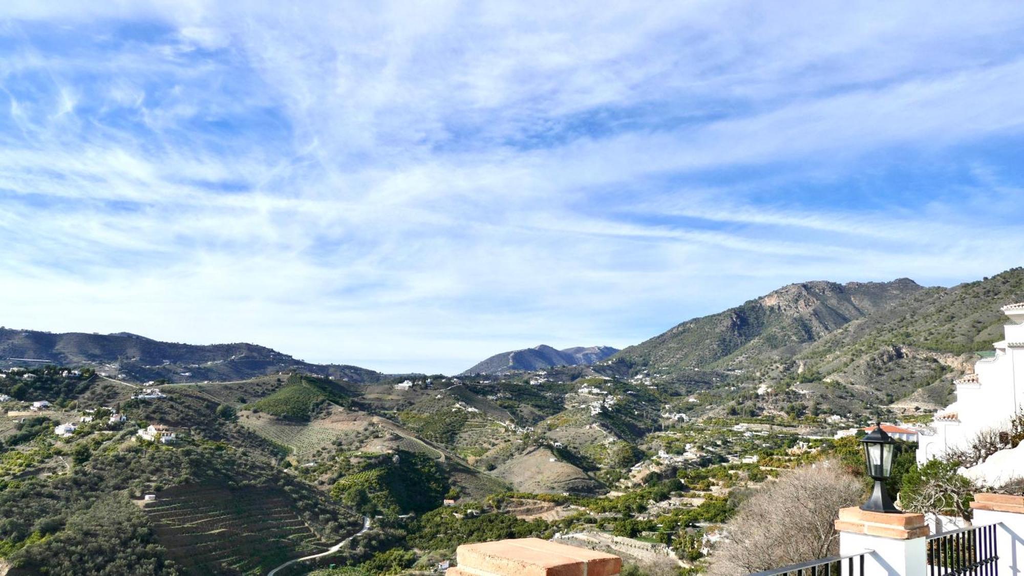 Casita - Stunning New With Views With Private Parking Space